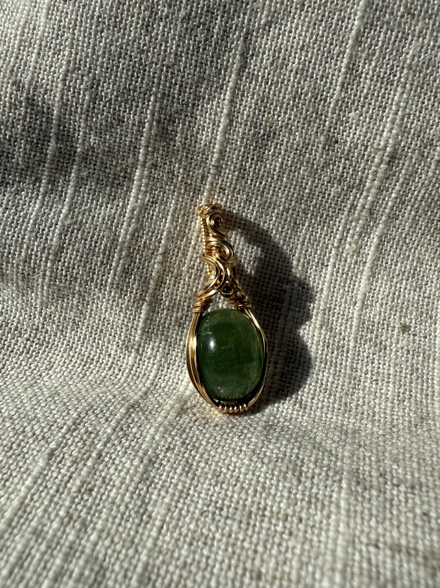 Cats Eye Green Tourmaline 7 Carats